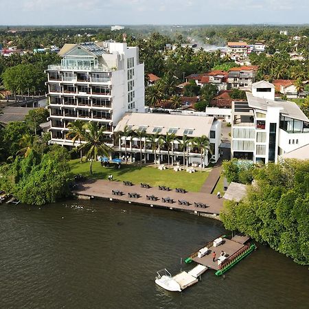 Amagi Aria Airport Transit Hotel Negombo Extérieur photo