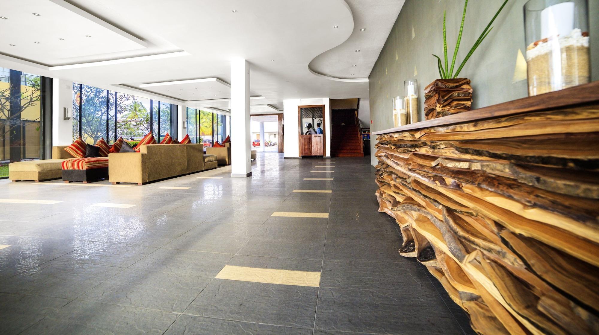 Amagi Aria Airport Transit Hotel Negombo Extérieur photo