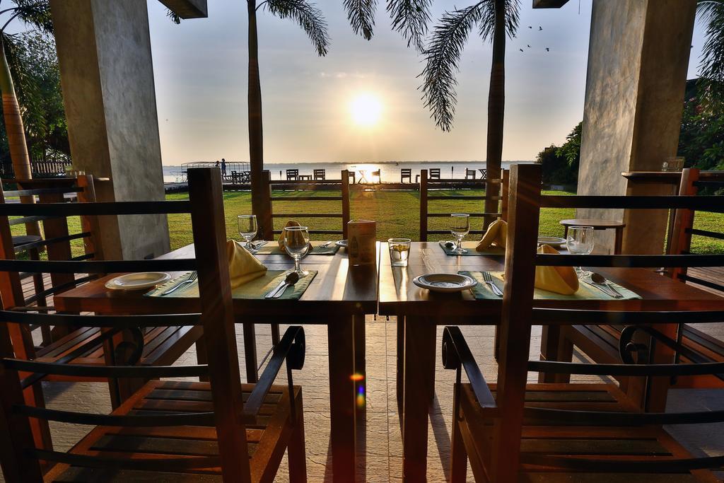 Amagi Aria Airport Transit Hotel Negombo Extérieur photo