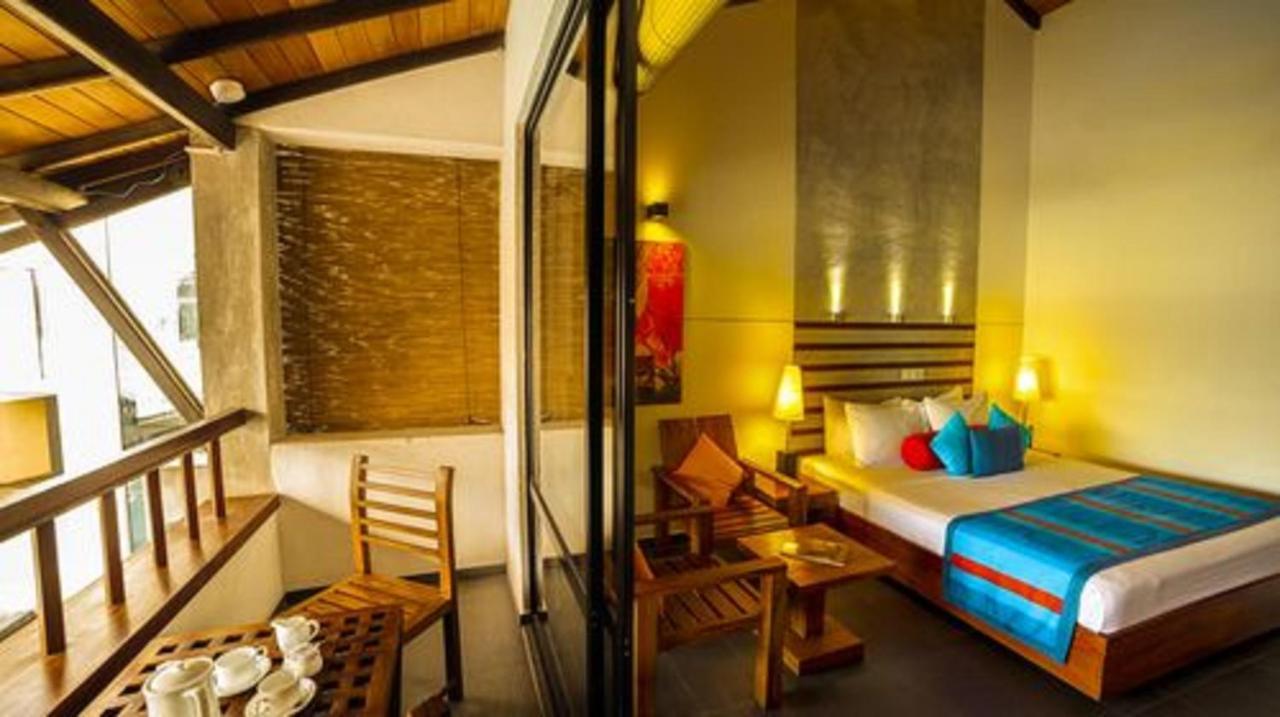 Amagi Aria Airport Transit Hotel Negombo Extérieur photo